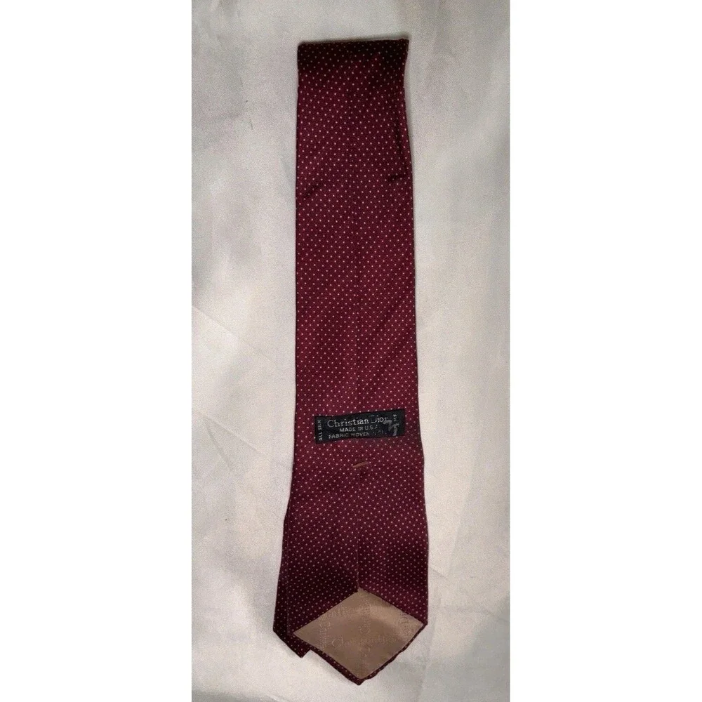 Christian Dior Men's Burgundy Tie with geometric signs All silk